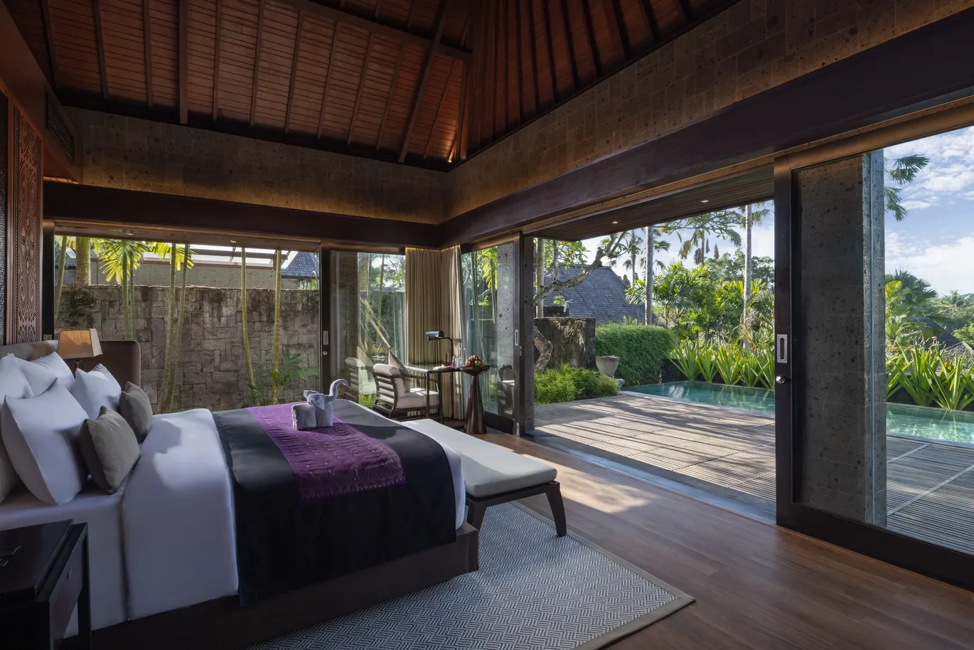 one-garden-pool-villa-0