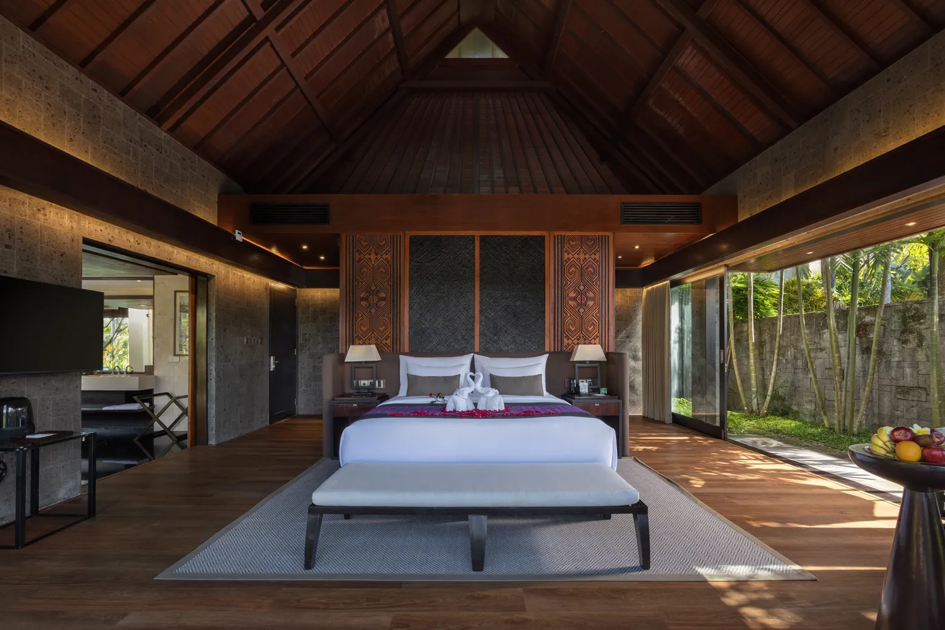 one-garden-pool-villa-3